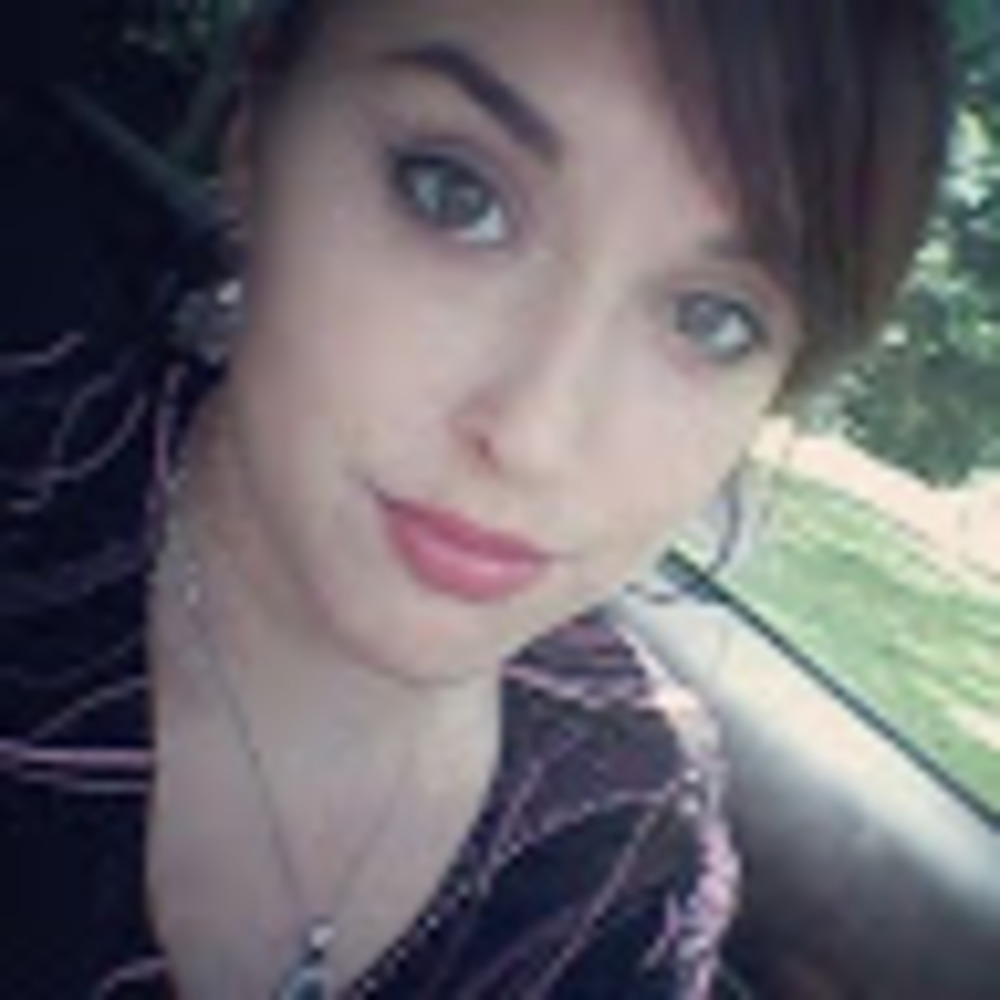 Meet your Posher, Leah